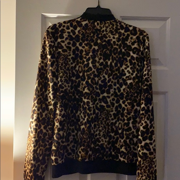 Leopard Jacket - Picture 3 of 3